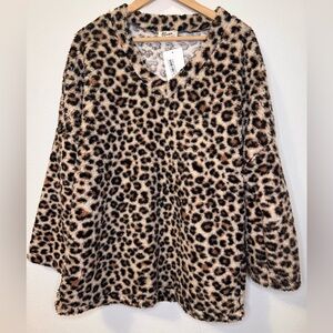 NEW Blumin Large Leopard Print Fuzzy Sherpa Type Sweater Boutique